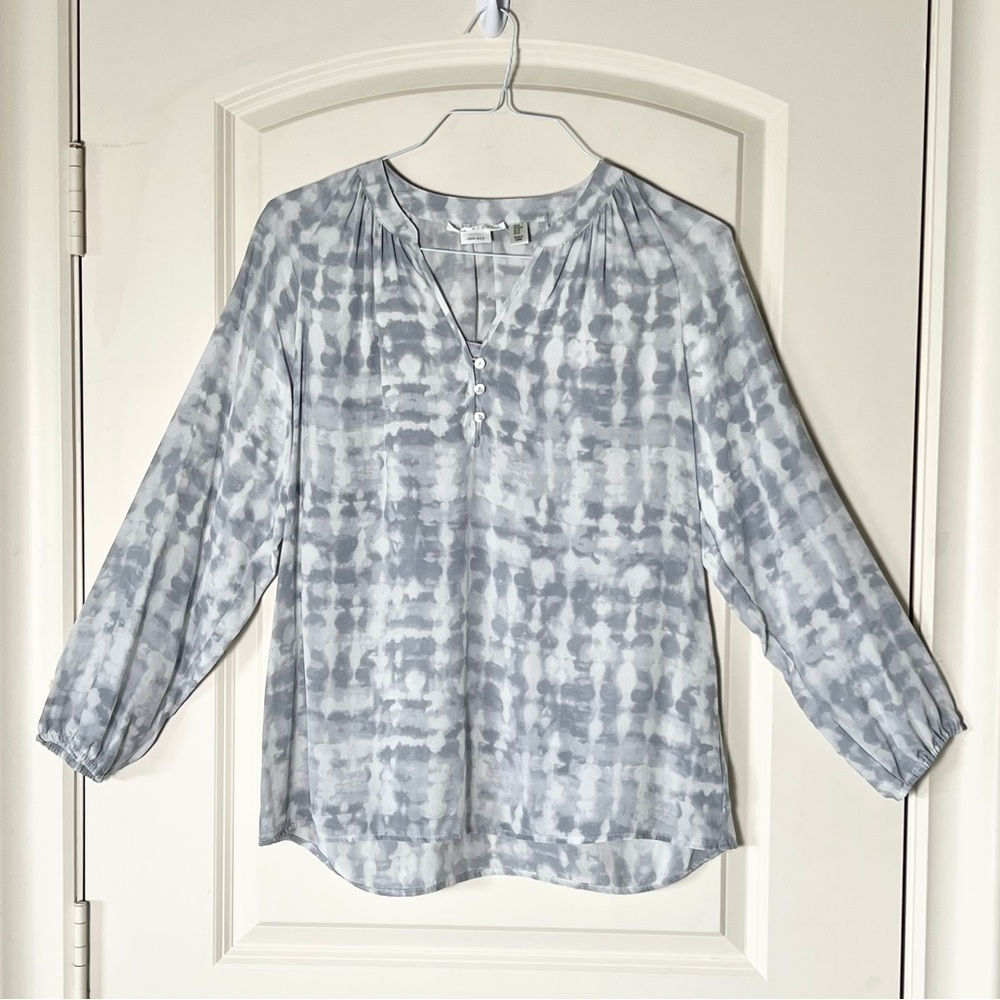 Max Studio 100% Silk Blouse Medium Gray White Tie Dye Boho Peasant Top